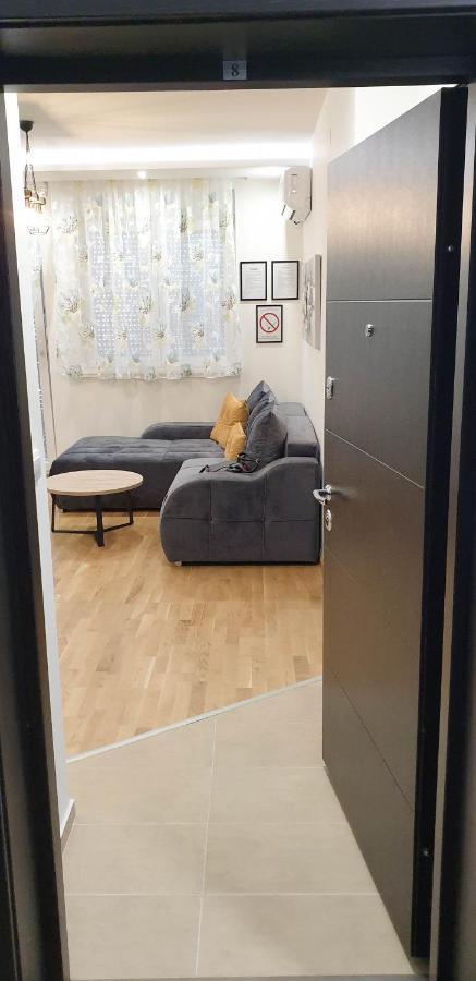 Laura Apartment Novi Sad Exterior photo
