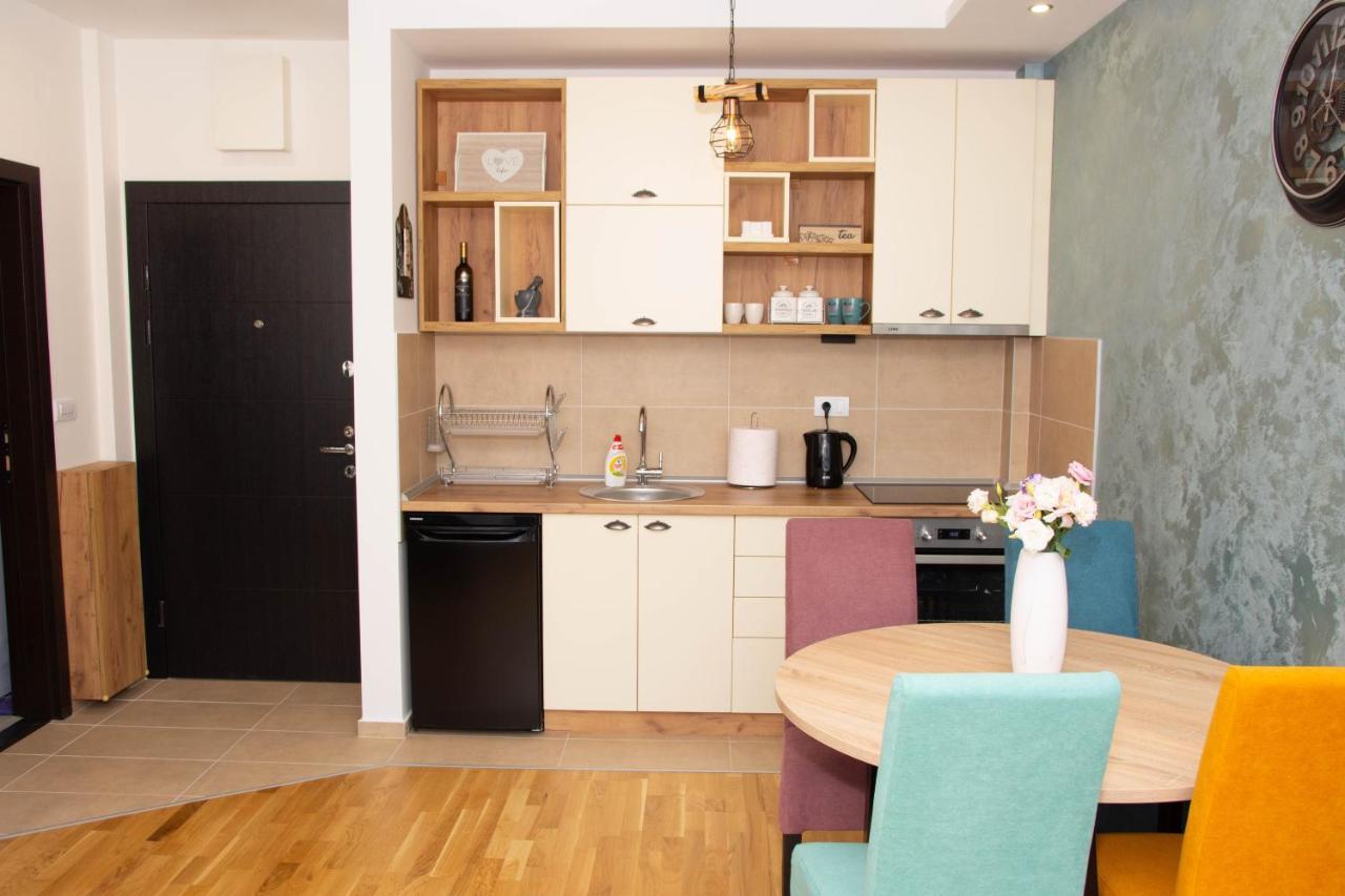 Laura Apartment Novi Sad Exterior photo